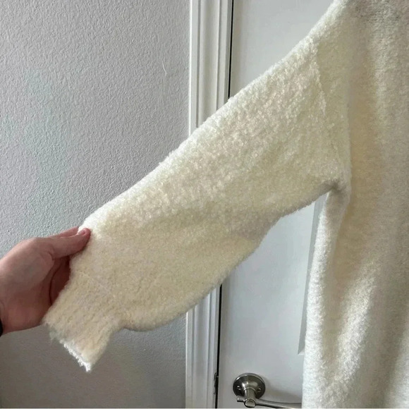 Anthropologie Pilcro Ivory Teddy V-neck Oversized Tunic Sweater S - Picture 5 of 10